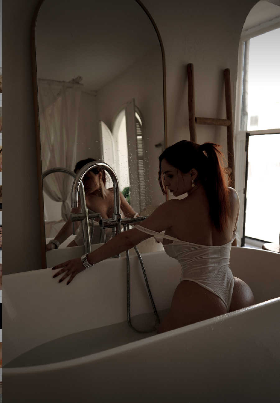 A playful frame from Miranda Faith nude — online in Fort Worth