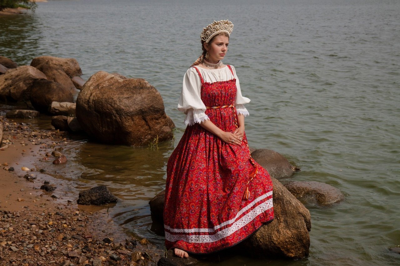 Women in Slavic costumes in Fort Worth